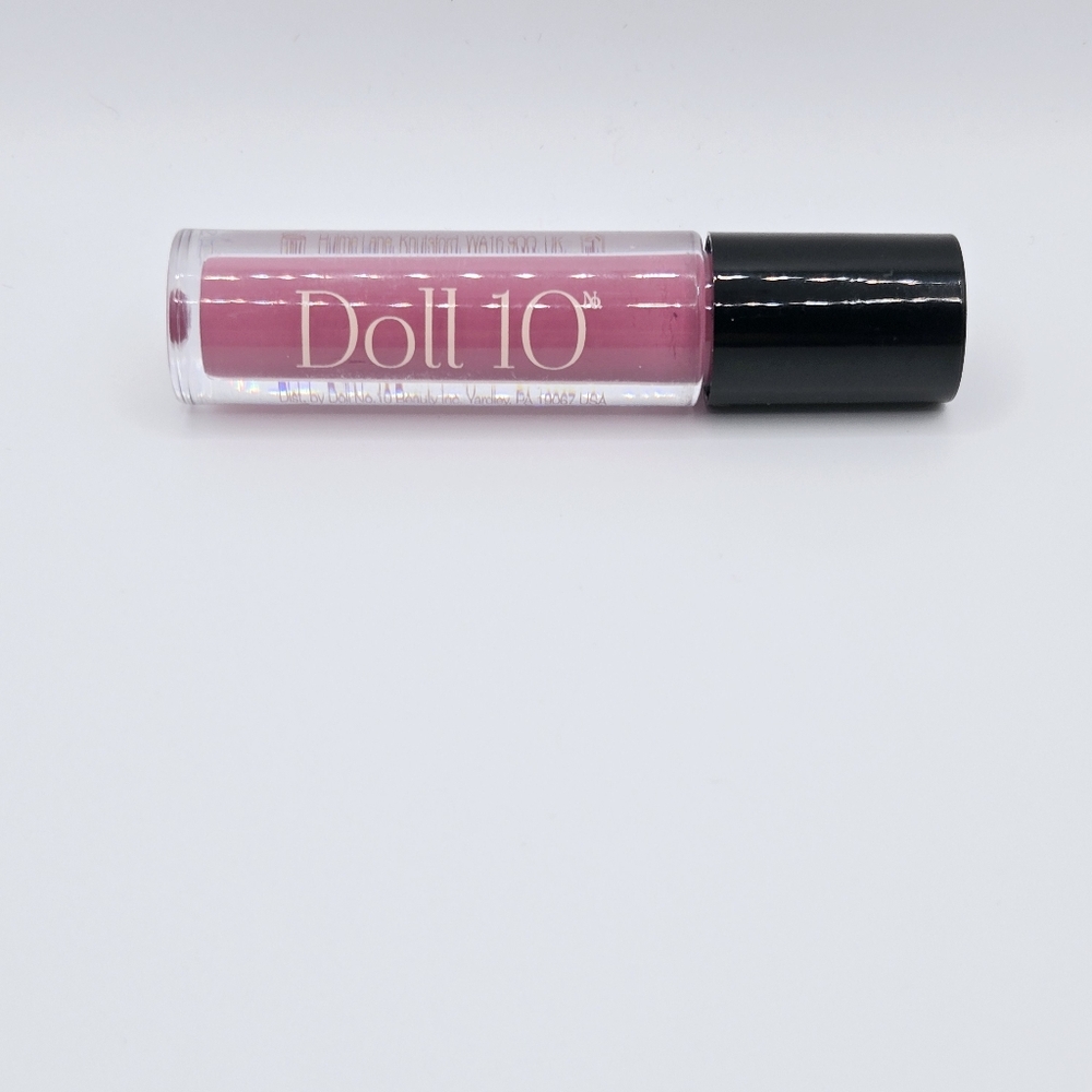 New Doll 10 Liquid Lipstick Color: Kiss Me